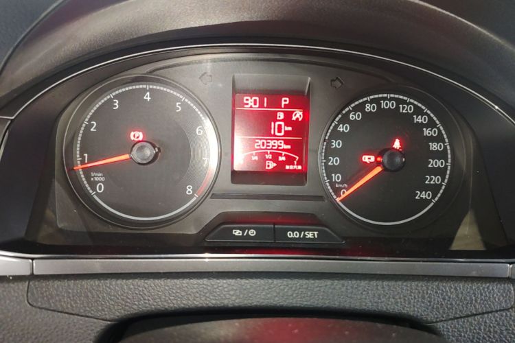 Volkswagen Santana 2019 car image #12