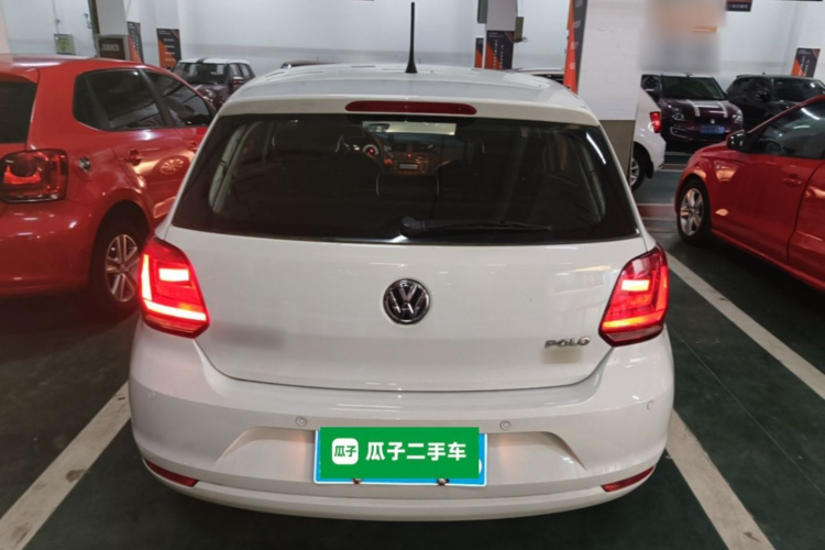 Volkswagen Polo 2016 car image #6