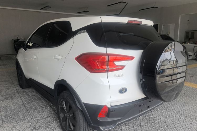 BYD Yuan New Energy 2020 #5 BYD Yuan New Energy 2020 car image #5