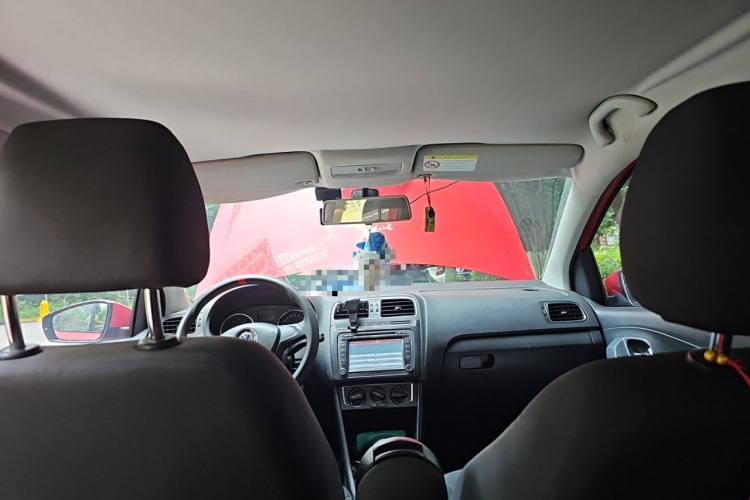 Volkswagen Polo 2014 #16 Volkswagen Polo 2014 car image #16