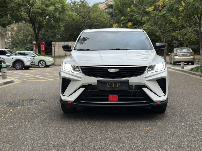GEELY Coolray 2025 #2 GEELY Coolray 2025 car image #2