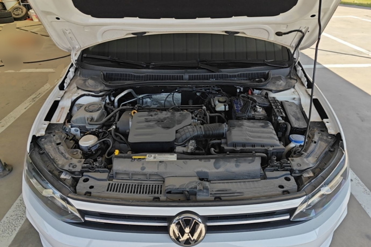 Volkswagen Polo 2020 car image #22