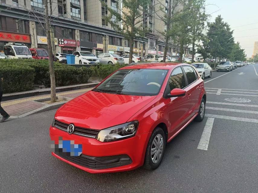 Volkswagen Polo 2018 car image 