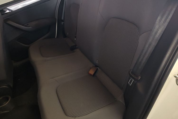 Volkswagen Santana 2019 #17 Volkswagen Santana 2019 car image #17