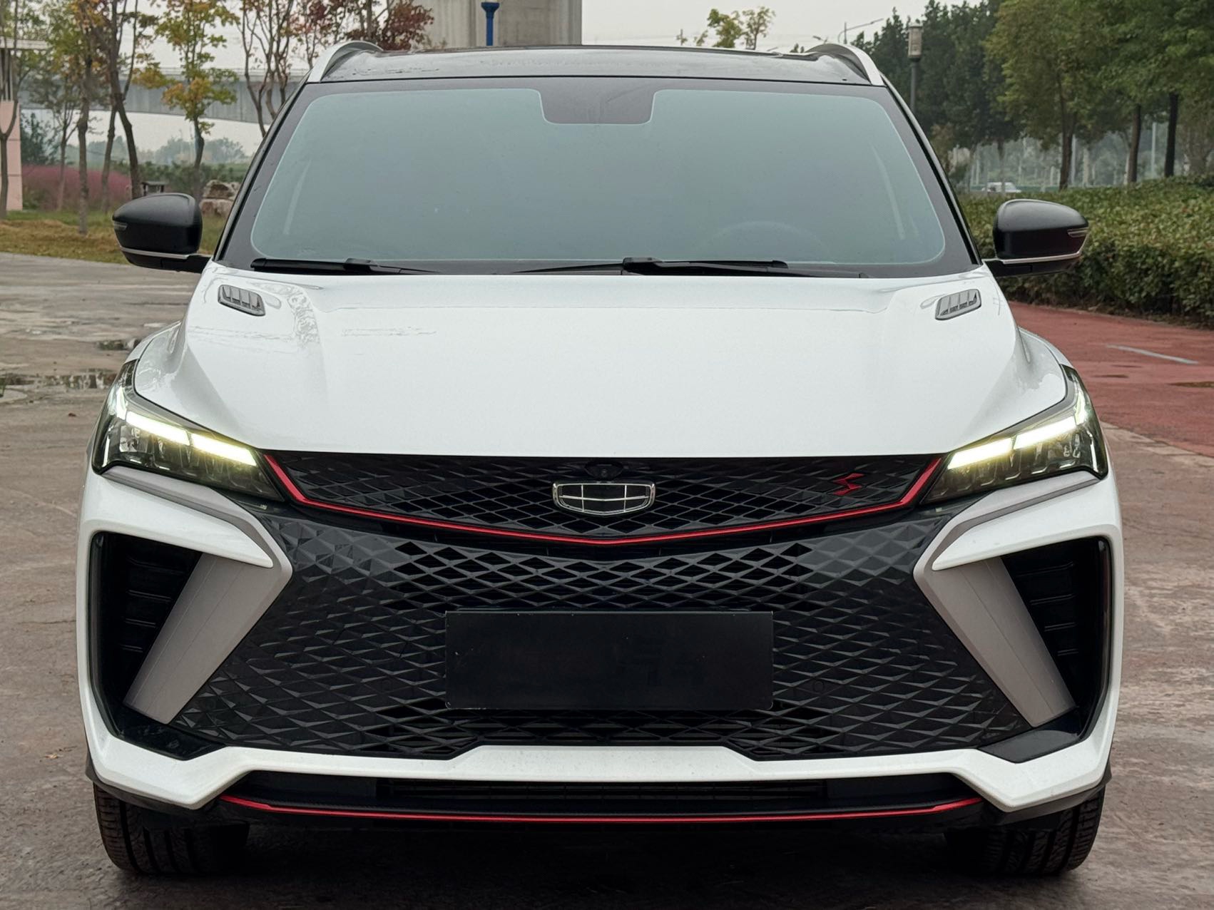 GEELY Coolray 2024 #2 GEELY Coolray 2024 imagen de coche #2