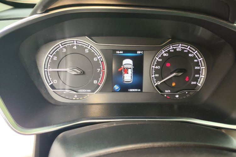 GEELY Coolray 2019 #12 GEELY Coolray 2019 car image #12