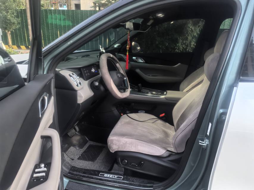 GEELY Boyue L 2025 #2 GEELY Boyue L 2025 изображение автомобиля #2