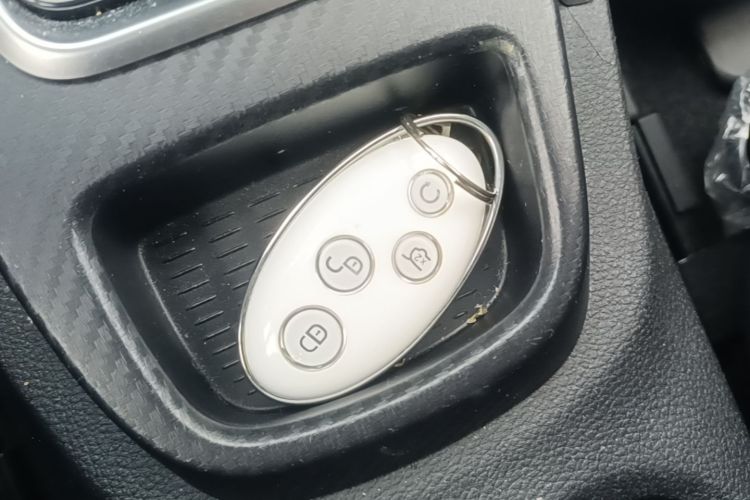 BYD Yuan New Energy 2019 #9 BYD Yuan New Energy 2019 car image #9
