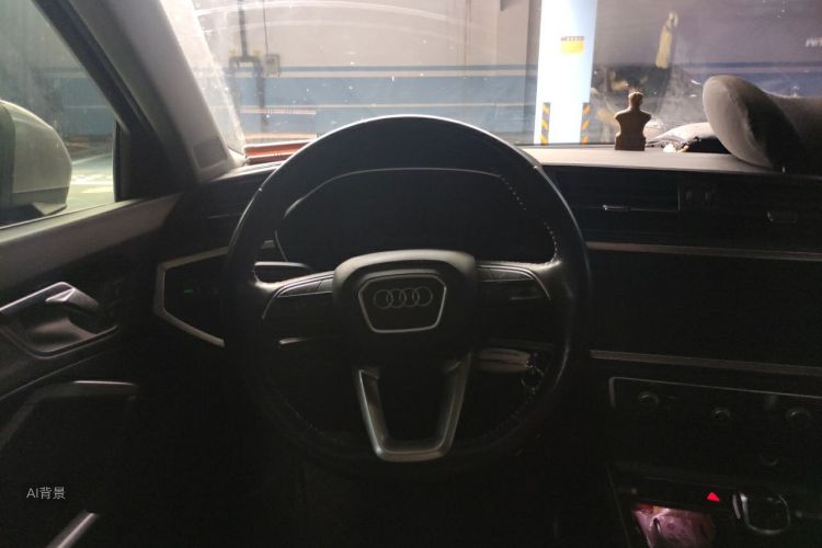 Audi Q3 2021 immagine di auto #12