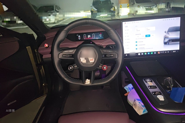 MI SU7 2025 immagine di auto #12