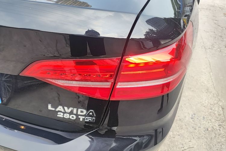 Volkswagen Lavida 2019 #8 Volkswagen Lavida 2019 car image #8