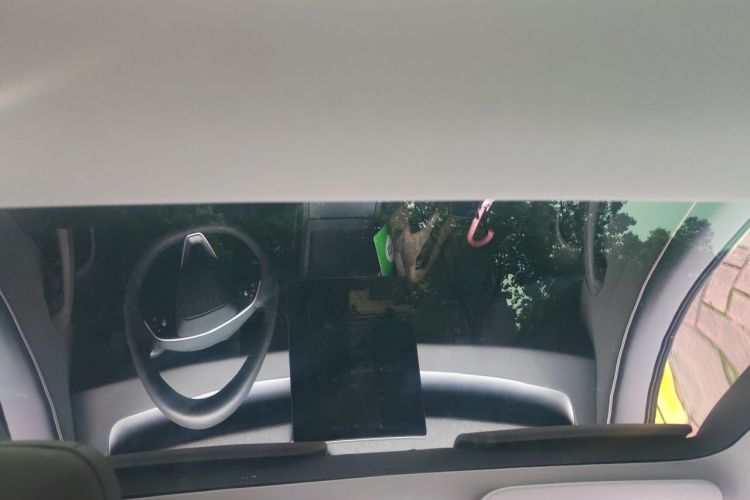 Tesla Model 3 2026 car image #20