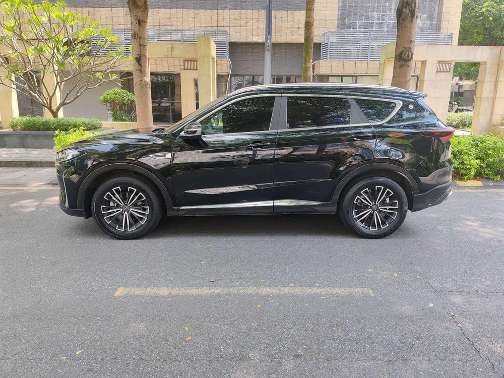 Jetour X70 PLUS 2022 car image #4