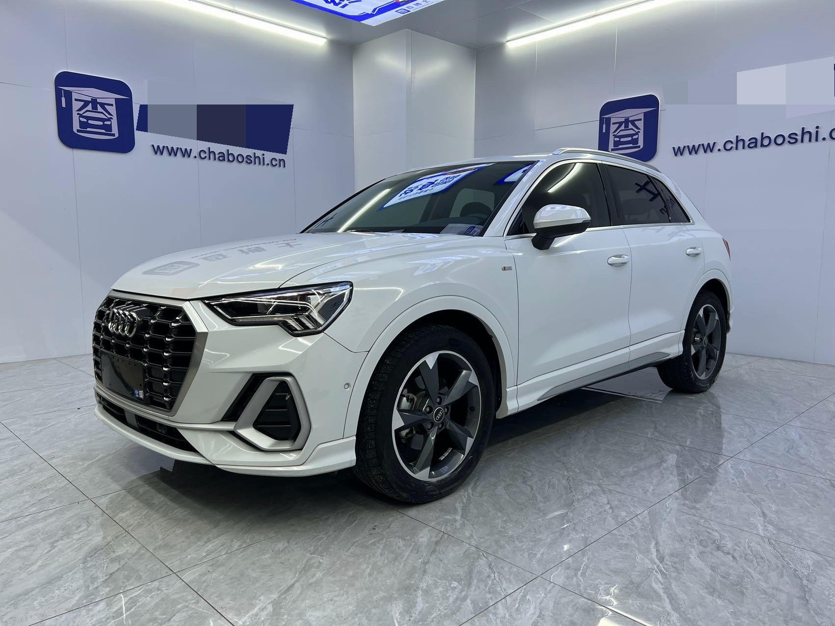 Audi Q3 2023 汽车图片 
