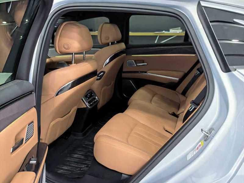 BYD HanL 2025 #5 BYD HanL 2025 car image #5