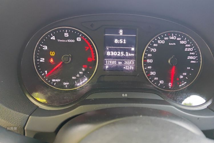 Audi A3 2018 car image #14