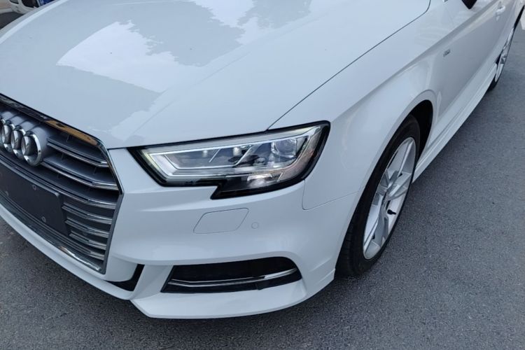 Audi A3 2020 car image #23