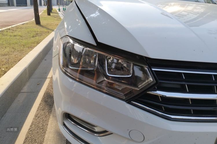 Volkswagen Bora 2016 car image #8