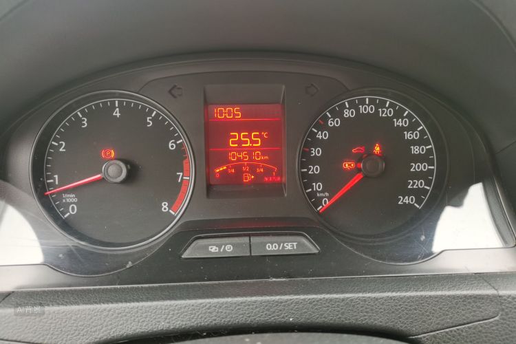 Volkswagen Santana 2016 car image #13
