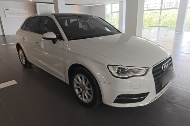 Audi A3 2016 immagine di auto #4