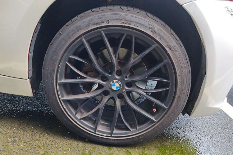 BMW 3 Series 2018 #9 BMW 3 Series 2018 car image #9