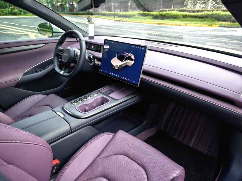 MI SU7 2025 car image #4