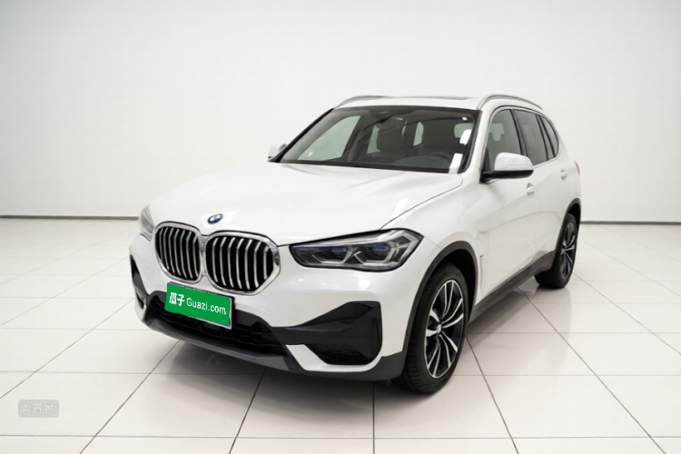 BMW X1 2021 #2 BMW X1 2021 car image #2
