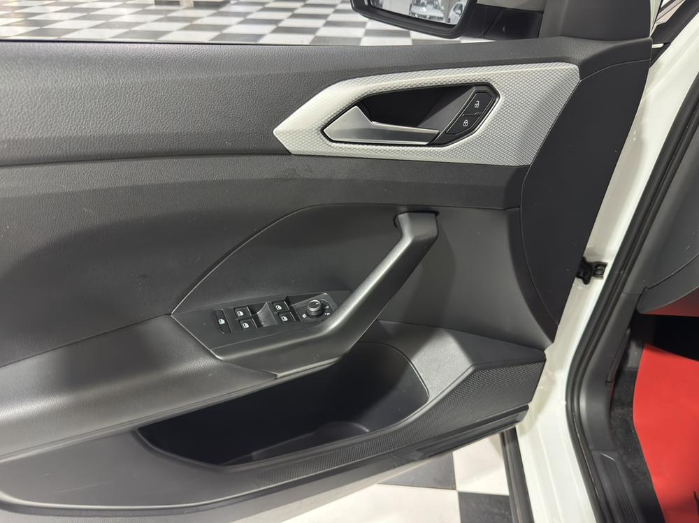 Volkswagen Tacqua 2023 car image #24