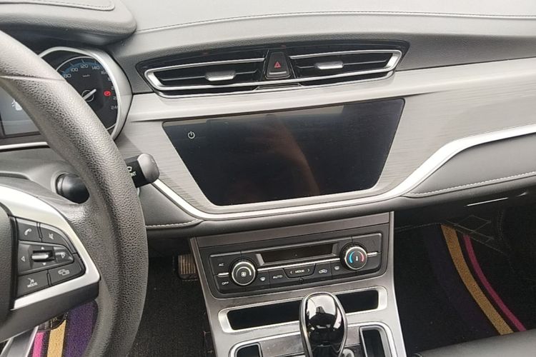 GEELY Emgrand 2020 #13 GEELY Emgrand 2020 car image #13
