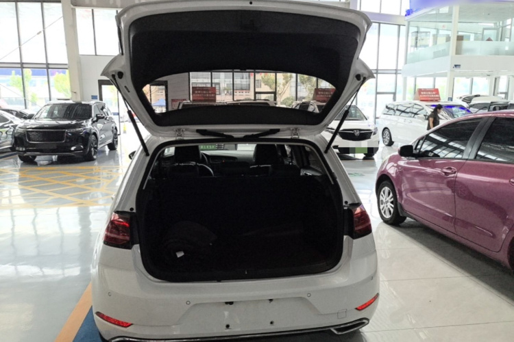 Volkswagen Golf 2018 #21 Volkswagen Golf 2018 car image #21