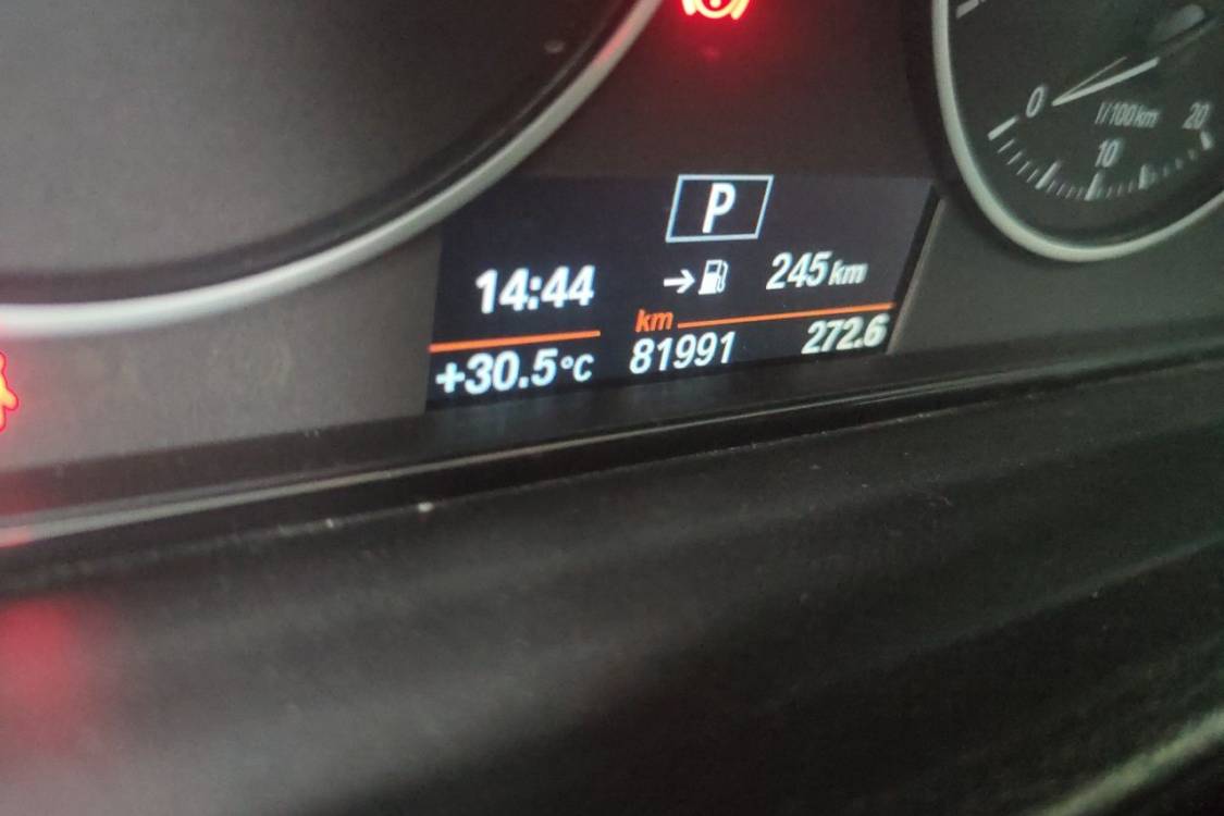 BMW 3 Series 2015 car image #25