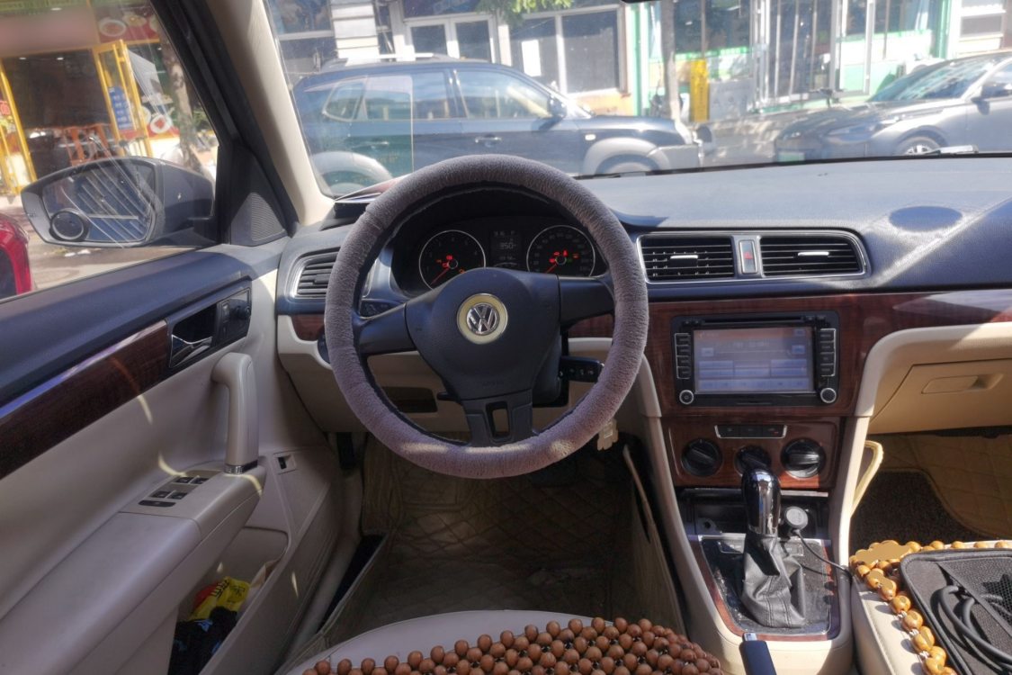 Volkswagen Lavida 2013 immagine di auto #22
