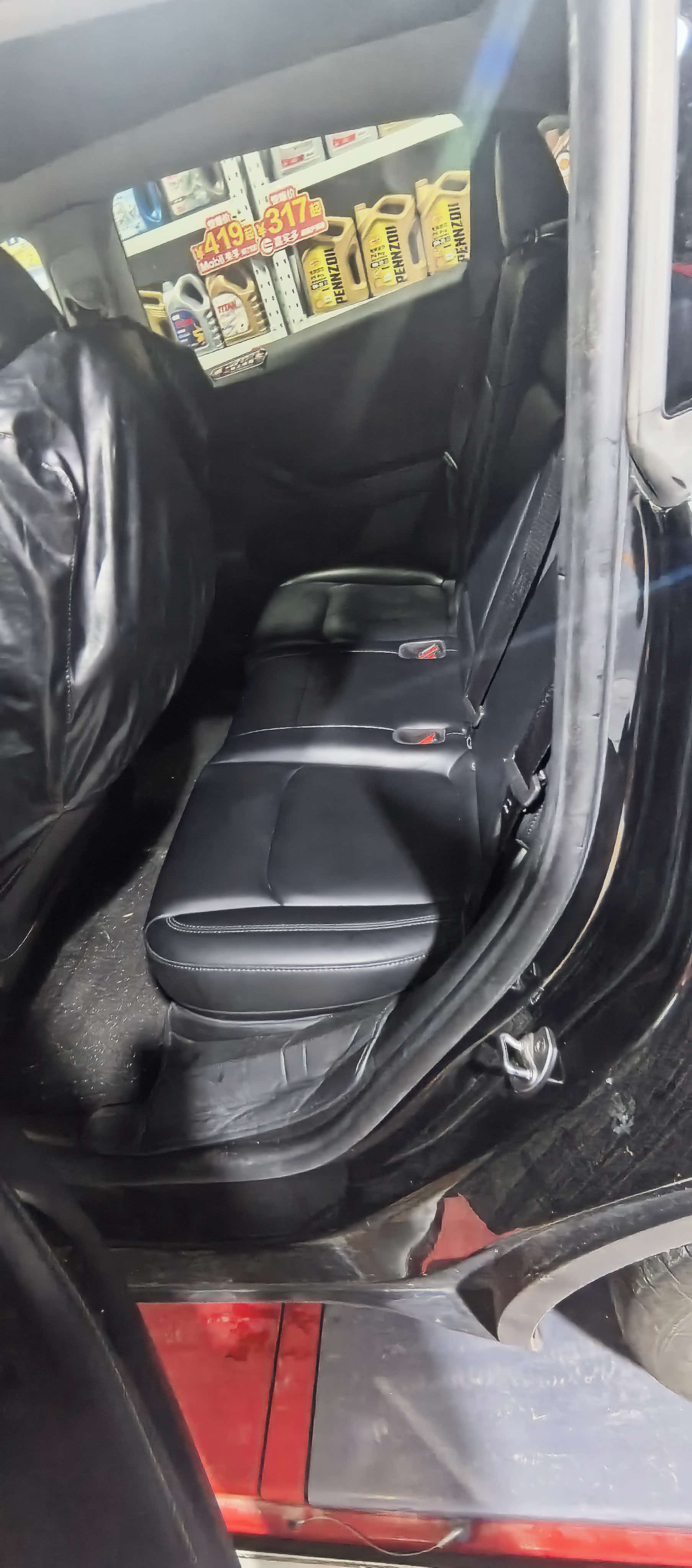 Tesla Model Y 2023 #3 Tesla Model Y 2023 car image #3