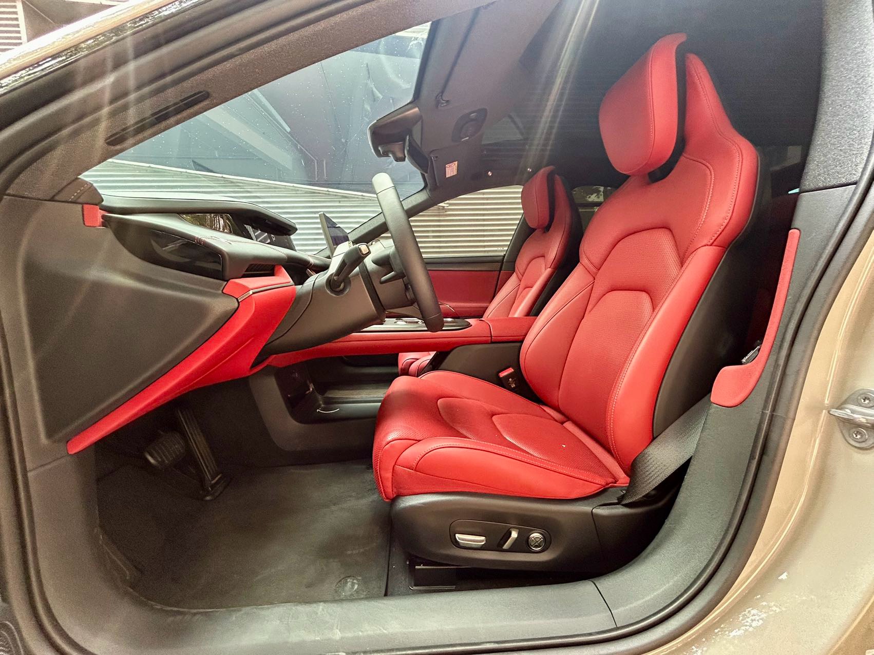 小米汽车 小米SU7 2025 汽车图片 #6