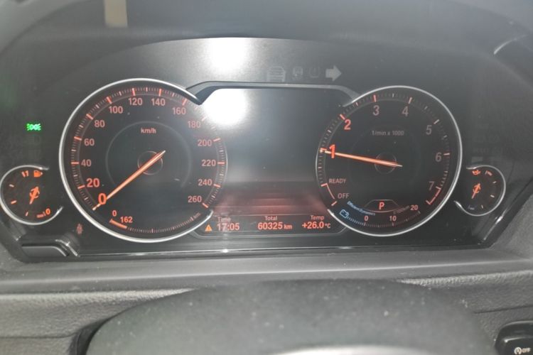BMW 3 Series 2018 #16 BMW 3 Series 2018 car image #16