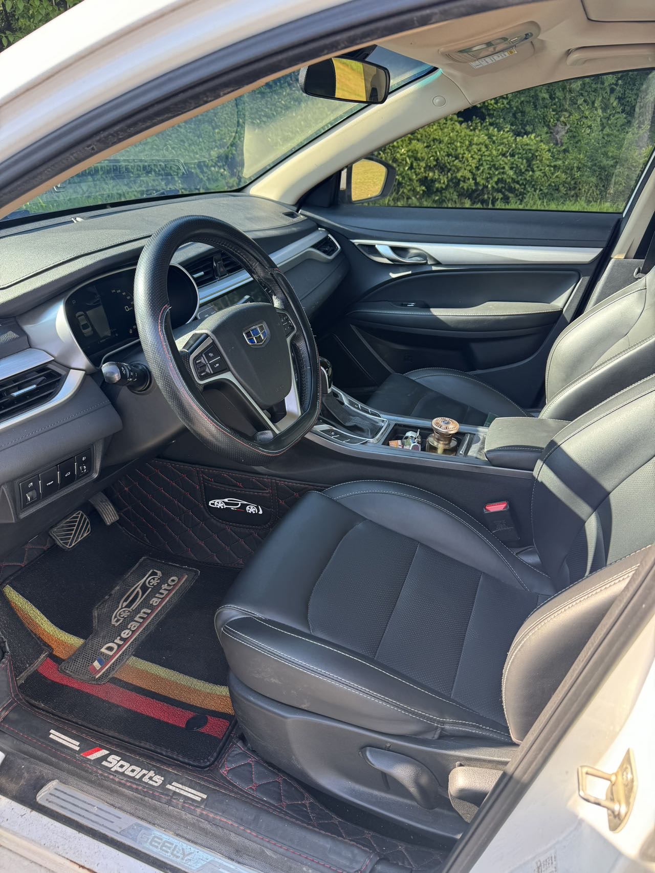 GEELY Emgrand 2018 #3 GEELY Emgrand 2018 car image #3