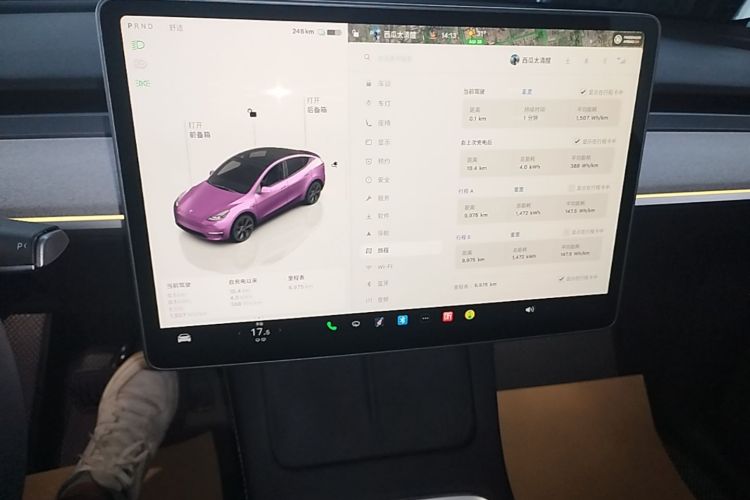 Tesla Model Y 2024 #13 Tesla Model Y 2024 car image #13