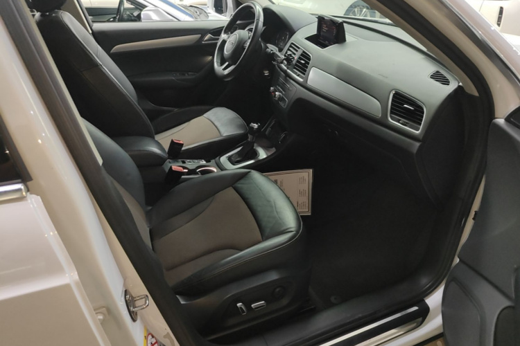 Audi Q3 2016 #24 Audi Q3 2016 car image #24