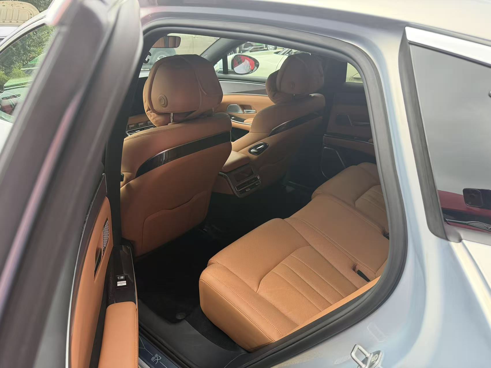 BYD HanL 2025 car image #4