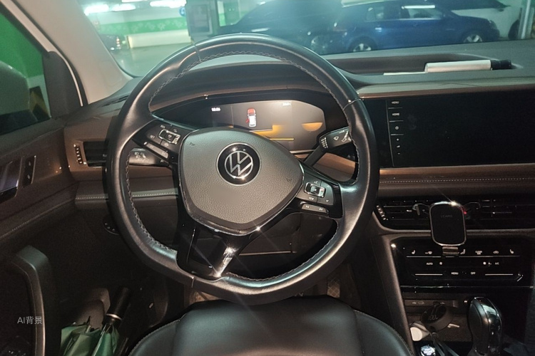 Volkswagen Tharu 2022 car image #12