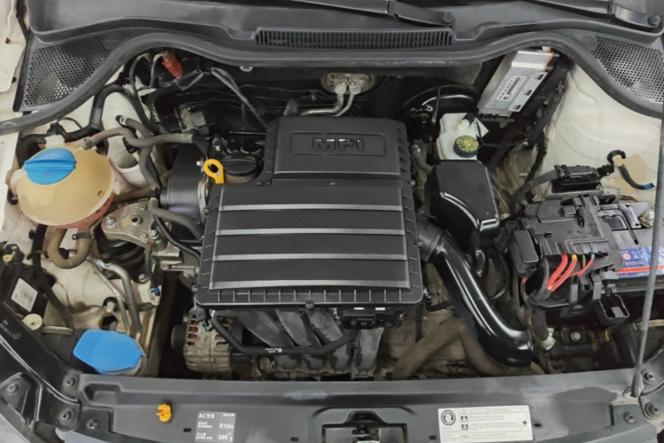 Volkswagen Polo 2017 car image #20