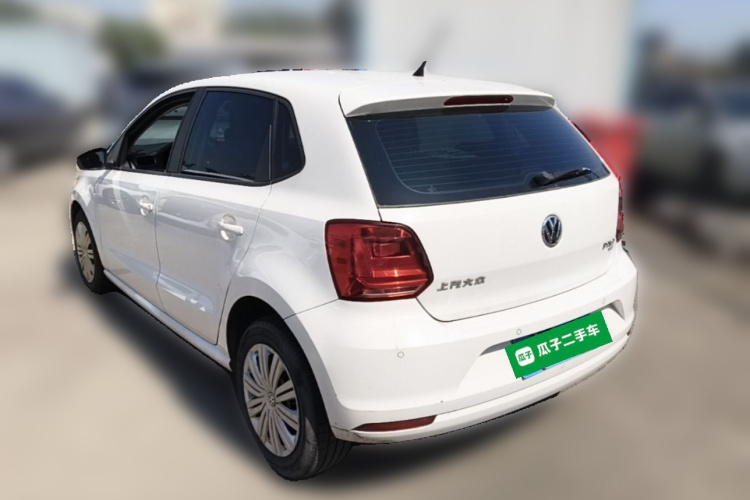 Volkswagen Polo 2018 car image #5