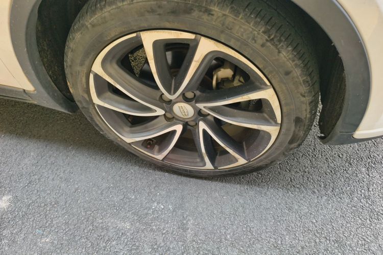 GEELY Emgrand GS 2018 #9 GEELY Emgrand GS 2018 immagine di auto #9