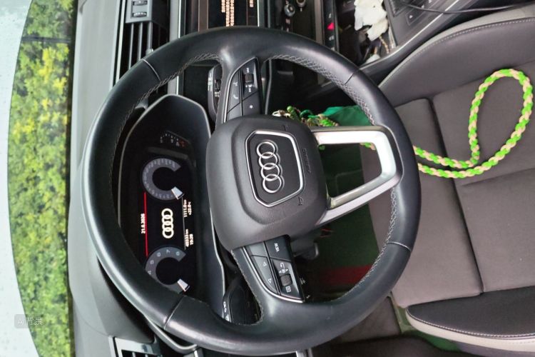 Audi Q3 2022 #12 Audi Q3 2022 car image #12