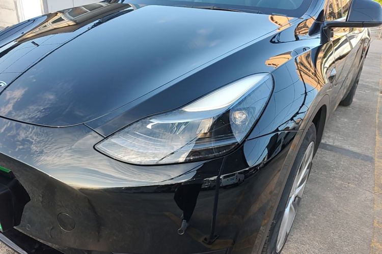 Tesla Model Y 2022 #23 Tesla Model Y 2022 car image #23