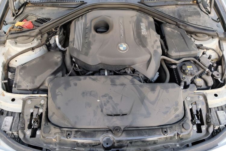 BMW 3 Series 2017 imagen de coche #22