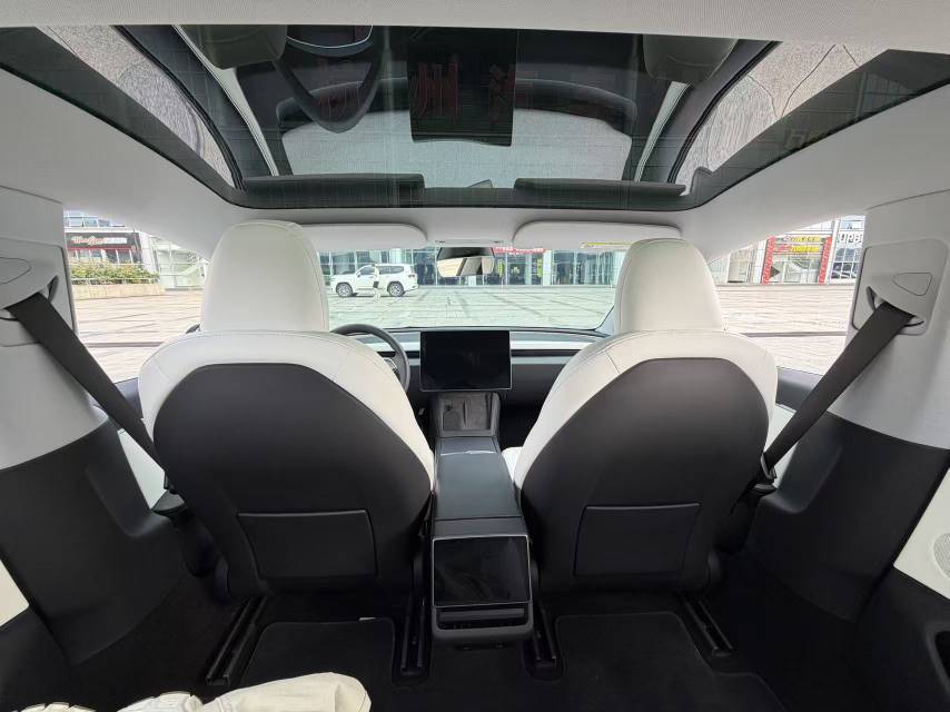 Tesla Model 3 2024 #15 Tesla Model 3 2024 car image #15