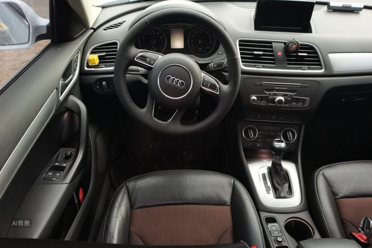 Audi Q3 2018 #12 Audi Q3 2018 car image #12