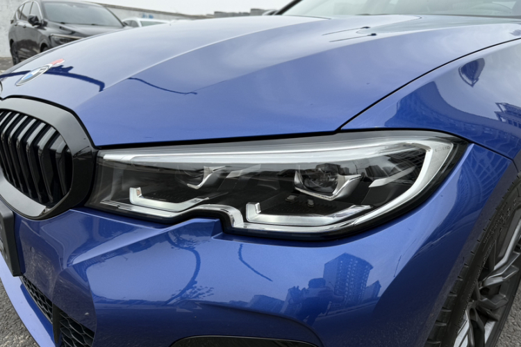 BMW 3 Series 2022 #4 BMW 3 Series 2022 car image #4