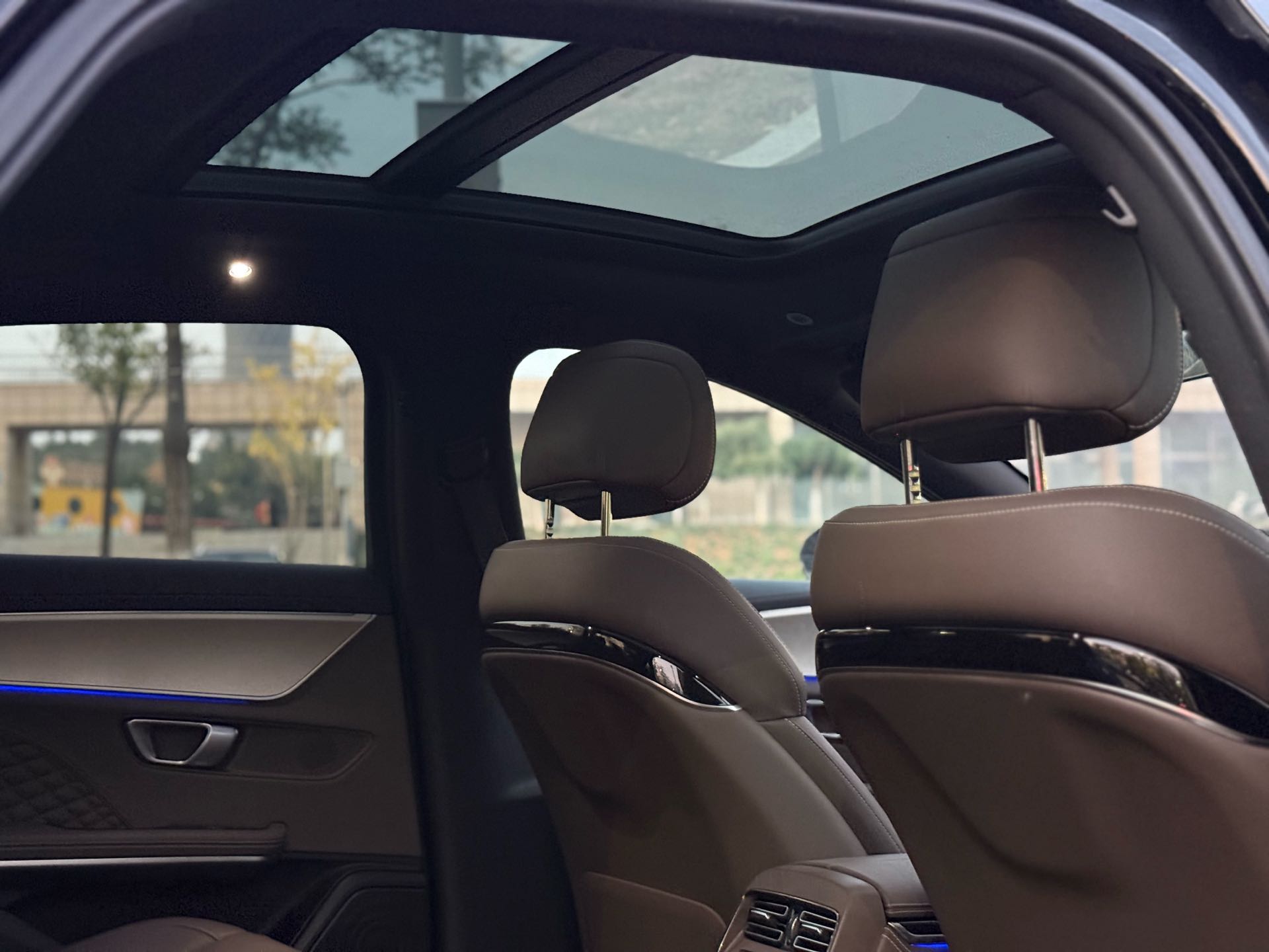 BYD Han 2023 car image #12